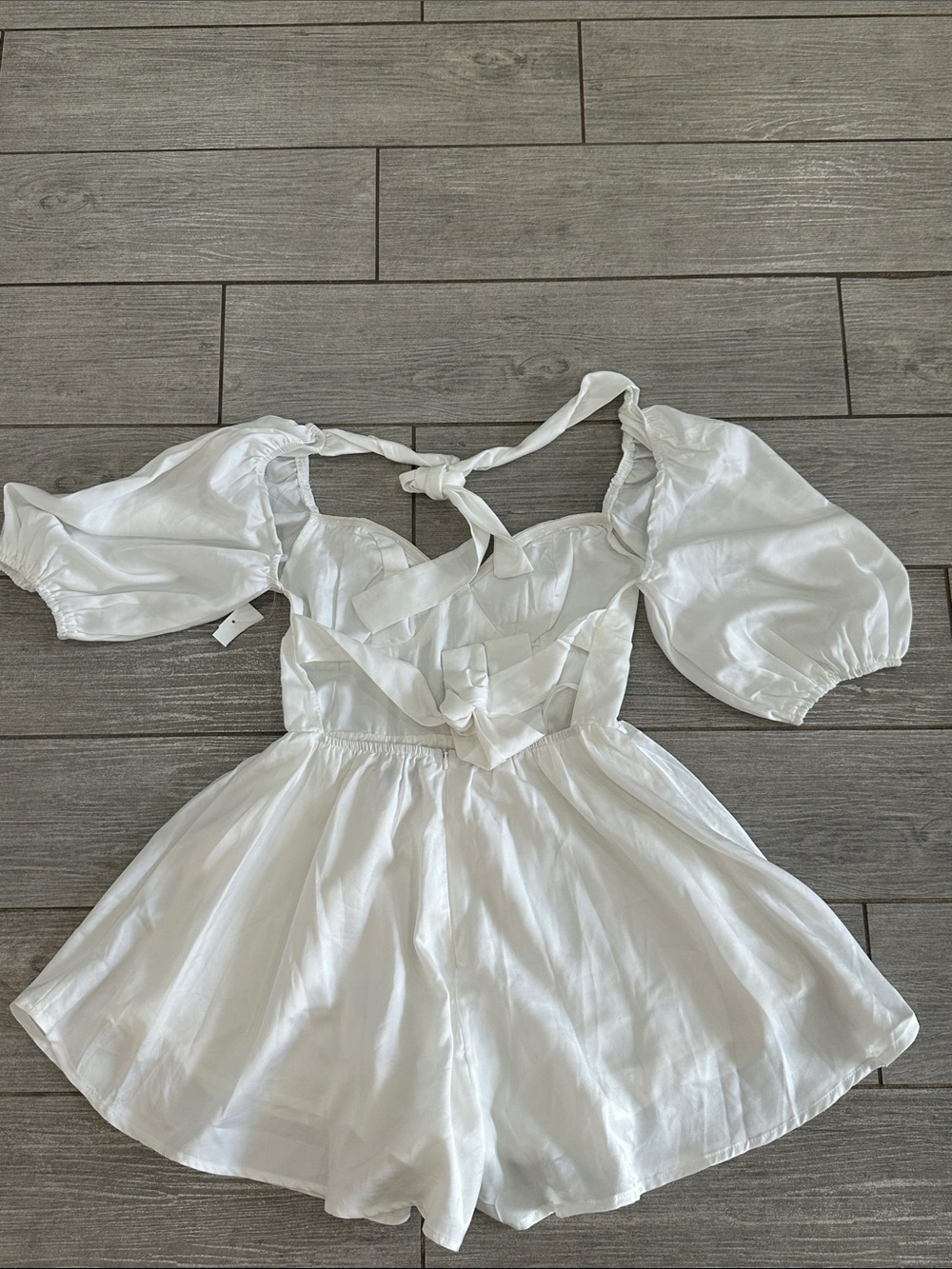 Petal & Pup Billie Back Cutout White Romper New! - Picture 7 of 8